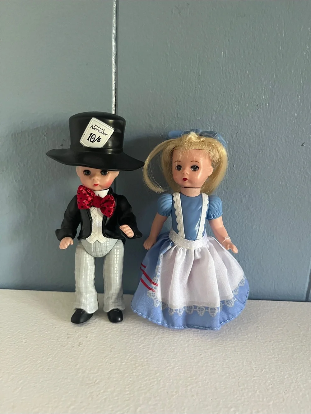 Classic MCDONALDS - 2010 MADAME ALEXANDER HAPPY MEAL set